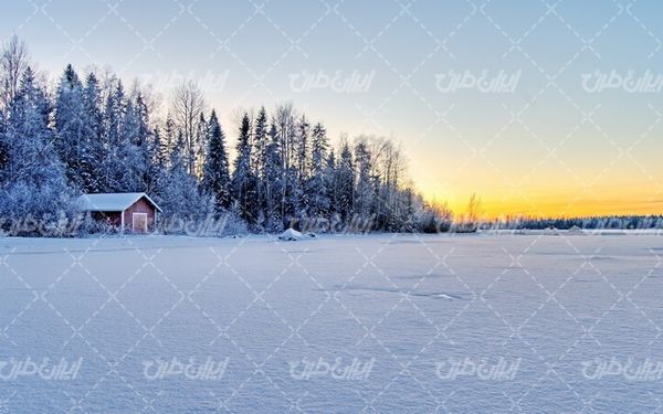 تصویر با کیفیت منظره زیبای برف به همراه برف و طبیعت برفی