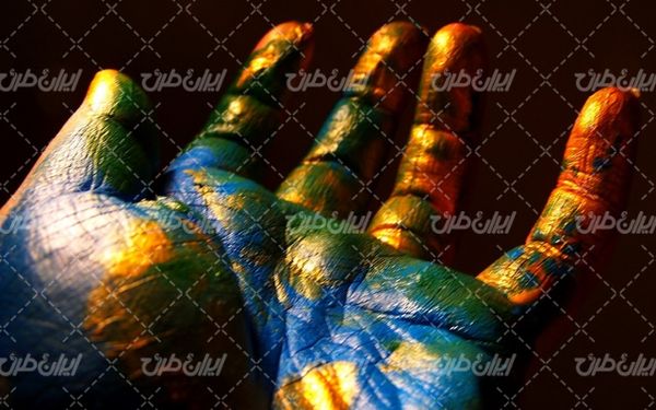 تصویر با کیفیت بک گراند گرافیکی همراه با تصویر زمینه و بک گراند