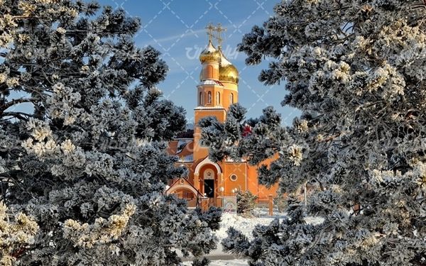 تصویر با کیفیت منظره زیبای طبیعت زمستان به همراه برف و منظره برفی