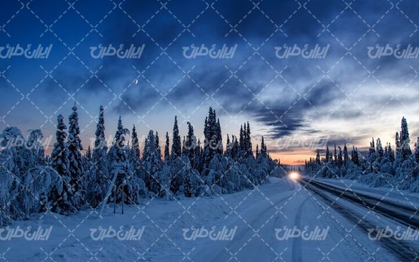 تصویر با کیفیت منظره زیبای طبیعت زمستان به همراه برف و منظره برفی