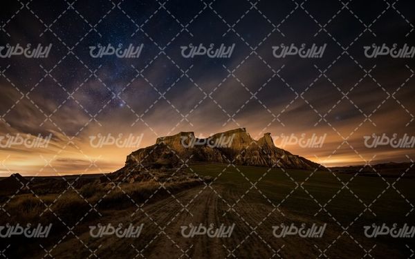تصویر با کیفیت چشم انداز همراه با منظره و چشم انداز زیبای غروب آفتاب