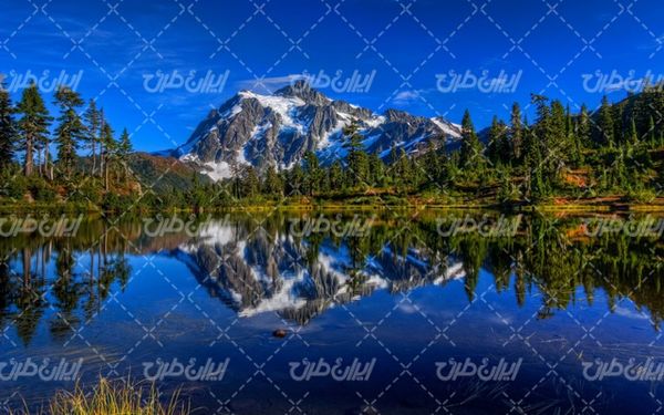 تصویر با کیفیت چشم انداز زیبای کوه همراه با منظره و طبیعت زیبا