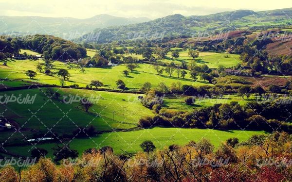 تصویر با کیفیت چشم انداز زیبای کوه همراه با منظره و طبیعت زیبا