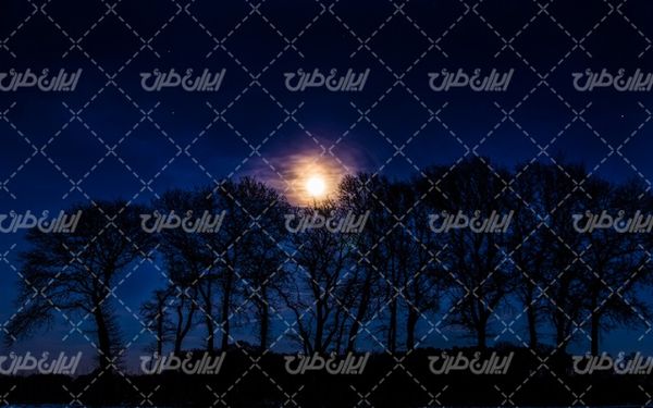 تصویر با کیفیت چشم انداز زیبای غروب آفتاب همراه با منظره دیدنی و طبیعت زیبا