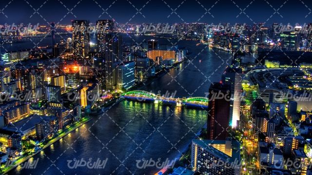 تصویر با کیفیت منظره زیبای برج همراه با شهر و معماری شهری