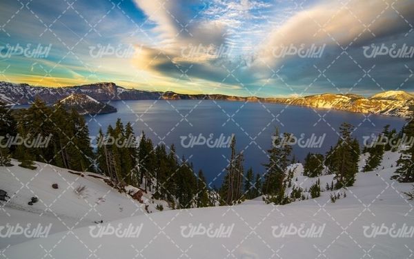 تصویر با کیفیت چشم انداز زیبای زمستان همراه با منظره دیدینی و طبیعت زیبا