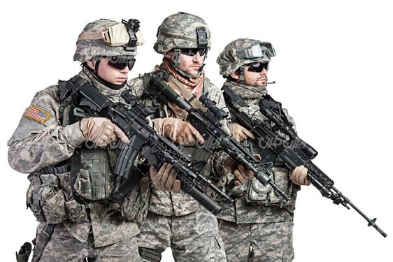 تصویر با کیفیت نیروی نظامی همراه با لباس نظامی و تجهیزات نظامی