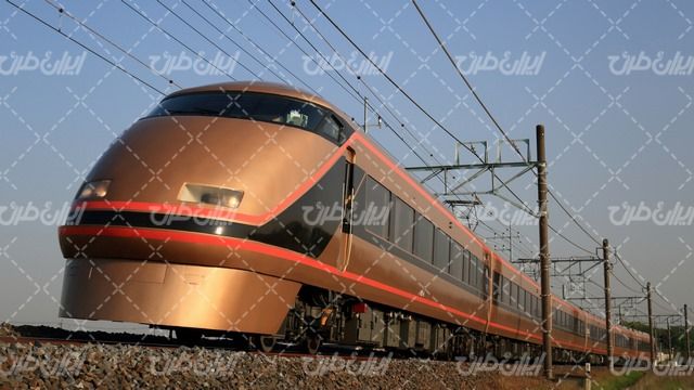 تصویر با کیفیت قطار برقی همراه با راه آهن و حمل و نقل ریلی
