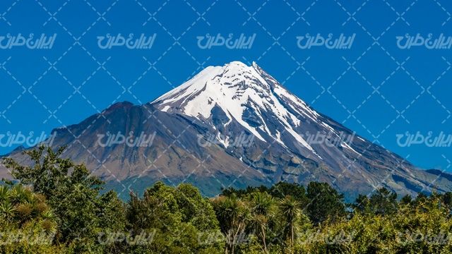 تصویر با کیفیت والپیپر همراه با پس زمینه و تصویر زمینه