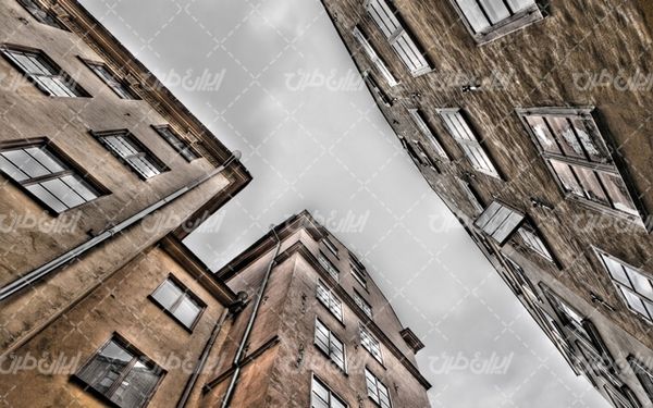تصویر با کیفیت سازه شهری همراه با عکس شهر و ساختمان